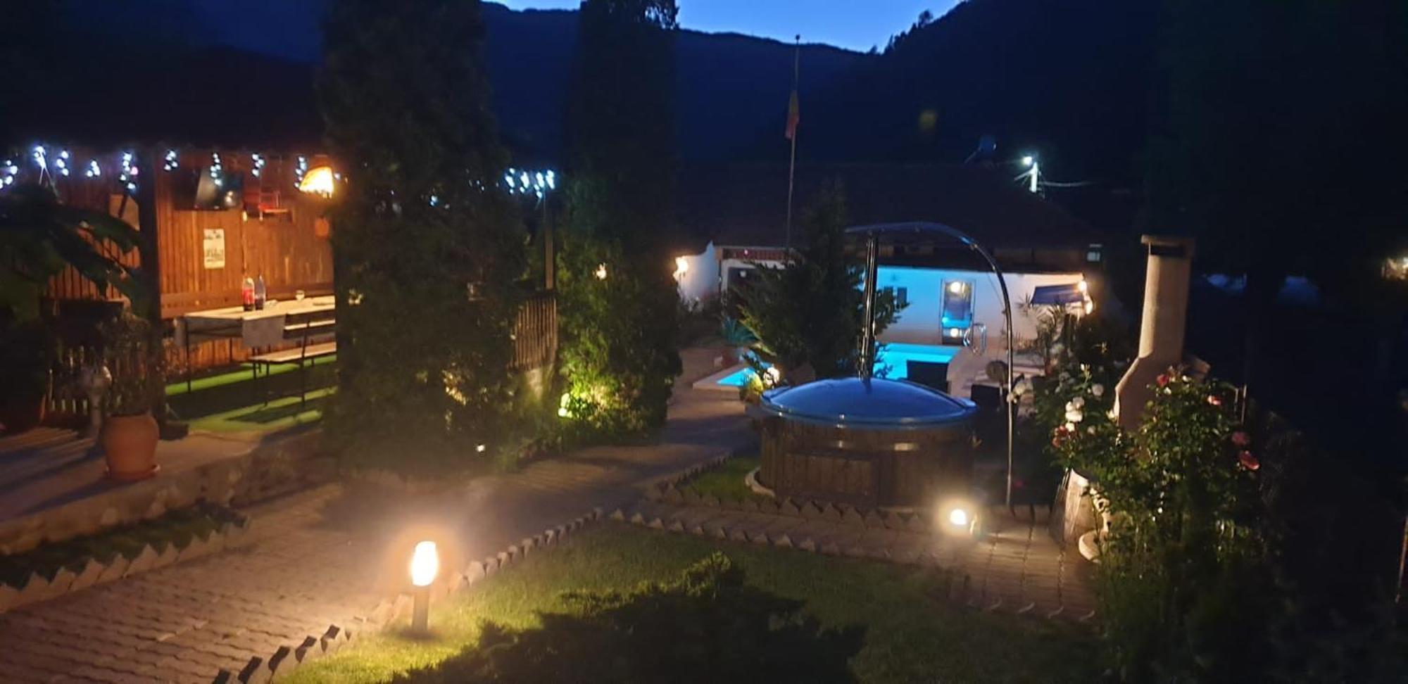 Cazare Casa Sandra Băile Herculane Zewnętrze zdjęcie